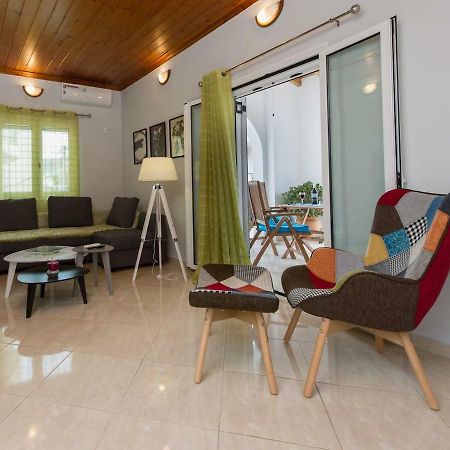 Thano'S Stylish Flat Just 150M To The Beach Faraí Εξωτερικό φωτογραφία